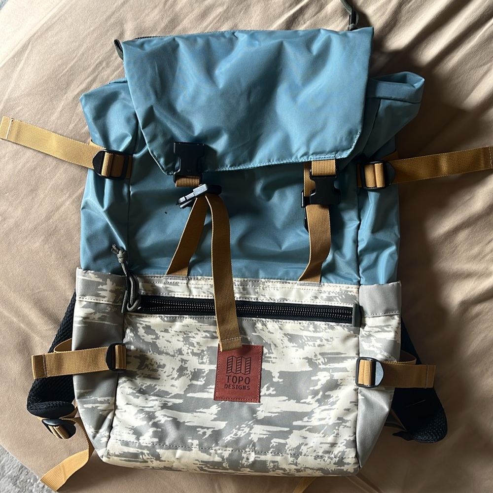 TRADED Topo Designs Rover Pack - goblin blue